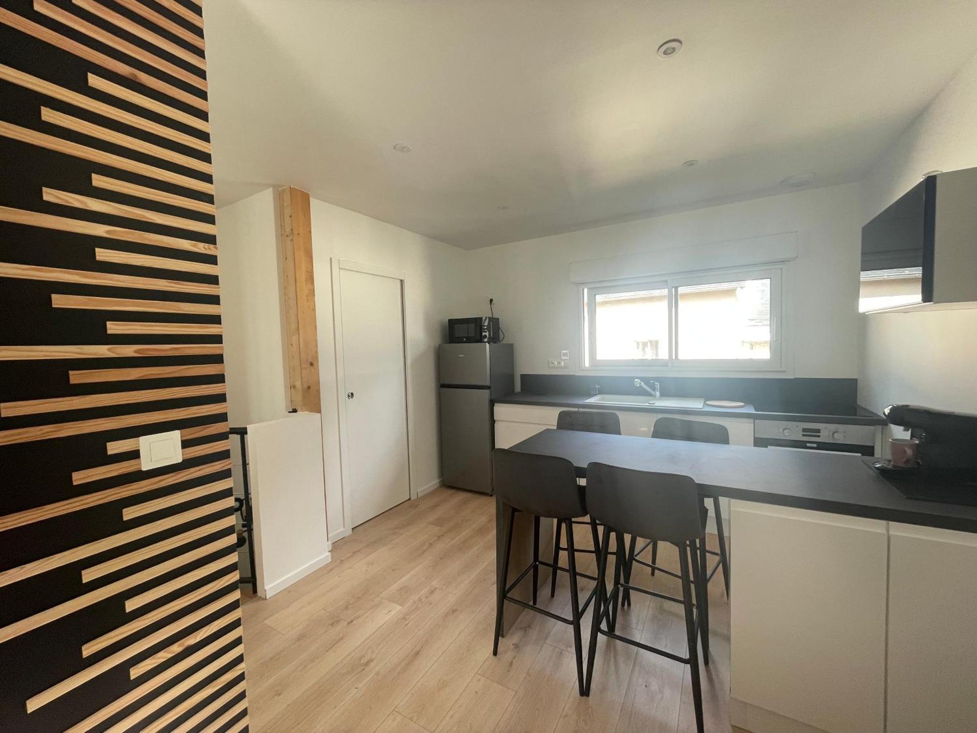 Tiny House Moderne, Avec Terrasse Apartment Change  ภายนอก รูปภาพ