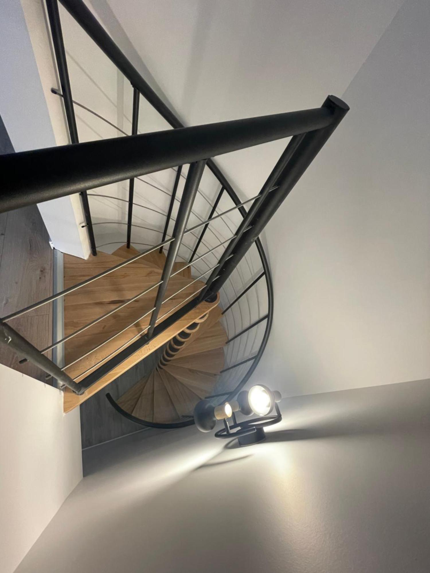 Tiny House Moderne, Avec Terrasse Apartment Change  ภายนอก รูปภาพ